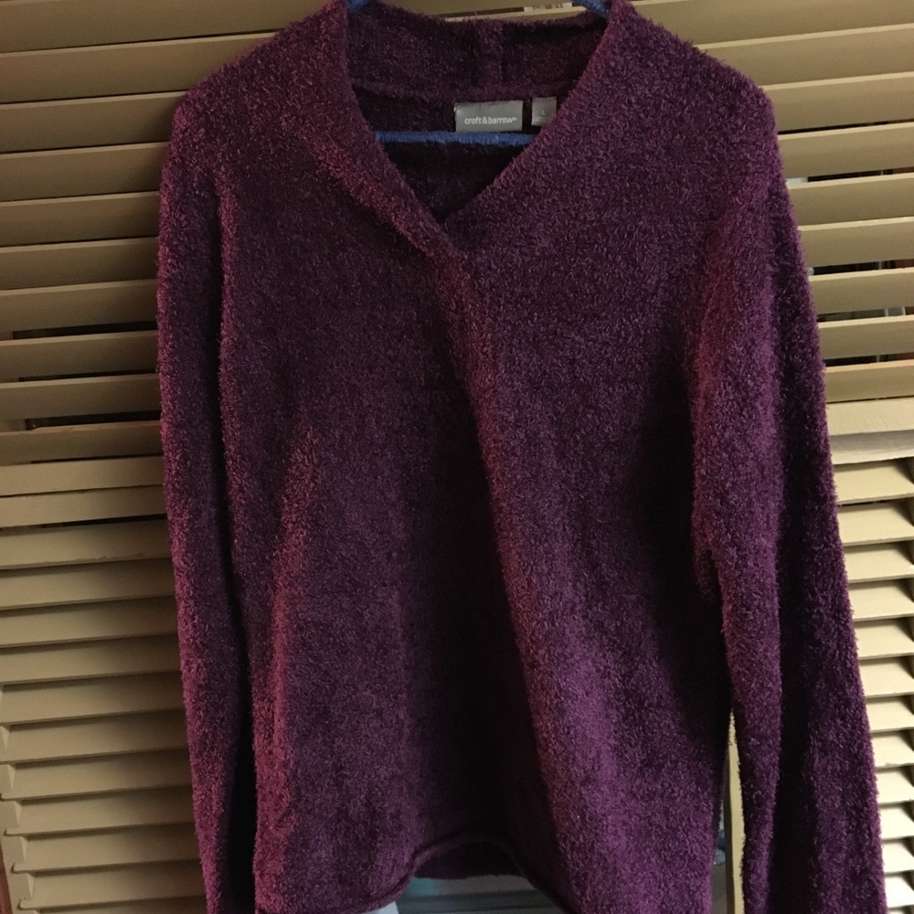 Women’s Croft & Barrow Large sweater